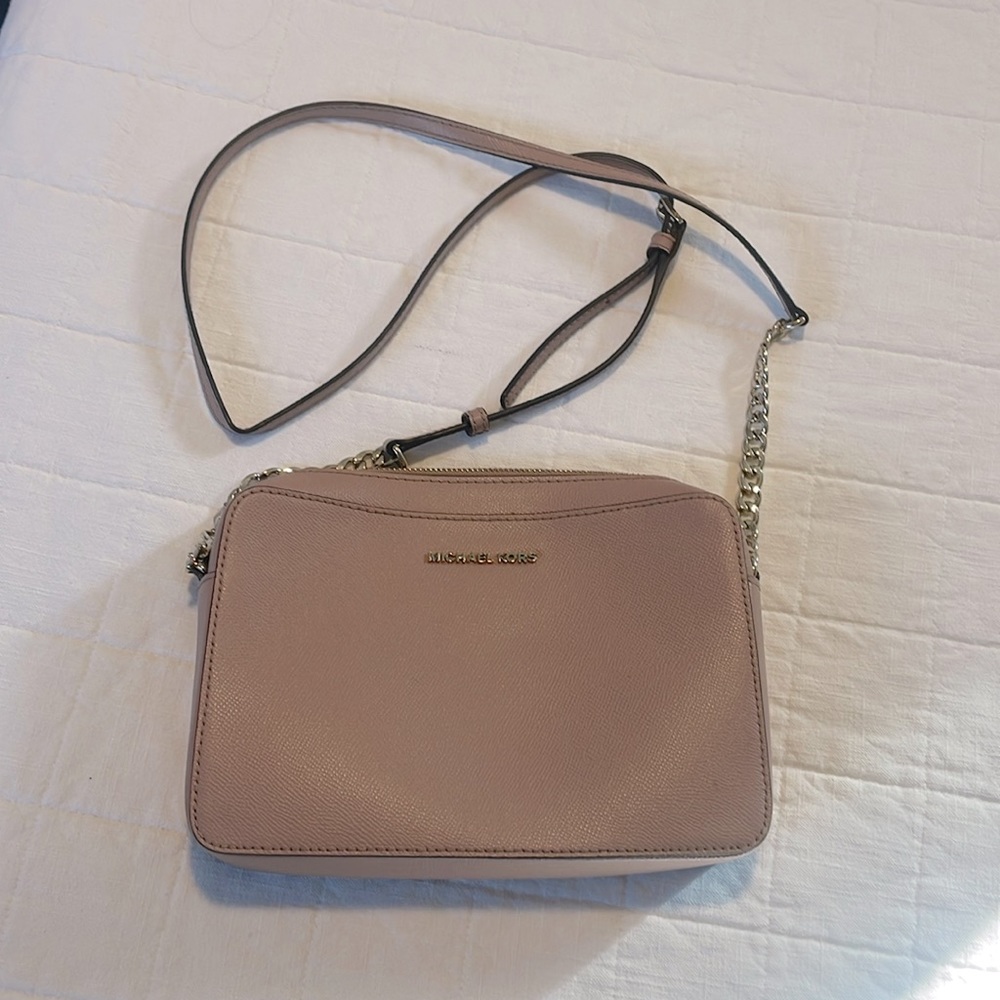 Michael Kors Crossbody Bag in Light Pink